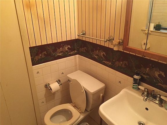 4th image of 4510 Bucknell Dr