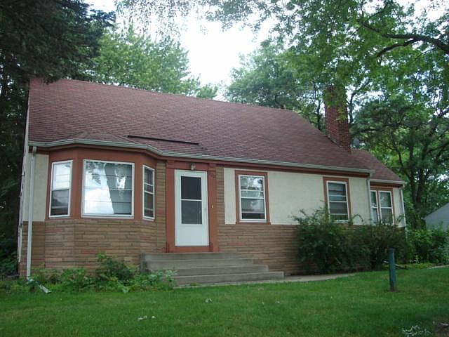 1st image of 920 Bartelmy Ln N