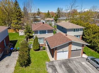 514 10th St, Collingwood, ON L9Y2H3