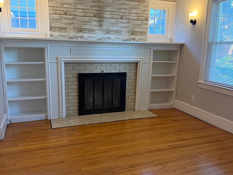 986 Winchester Ave #1 — Photo 4