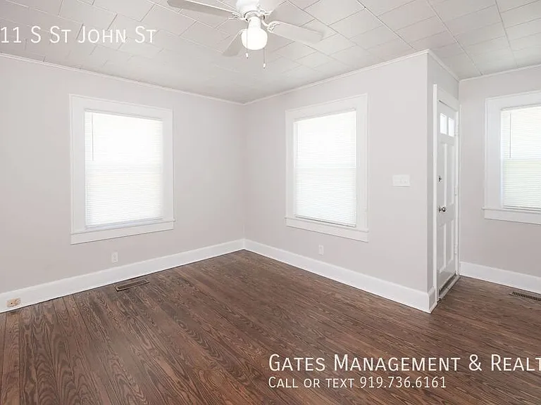 411 S Saint John St — Photo 6