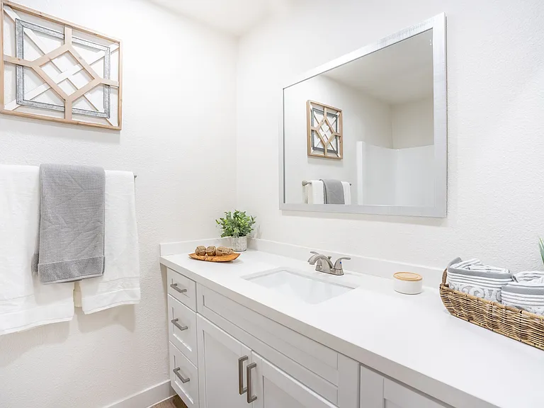1408 Casitas at Palm Valley — Photo 4