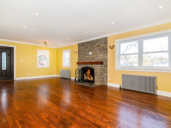 2nd image of 10 Corbalis Pl