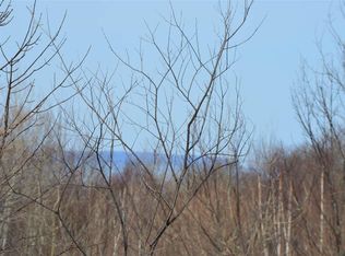 8855 N Carlson Rd, Northport, MI 49670