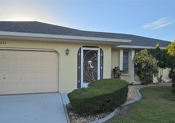 2nd image of 1043 Riggs St