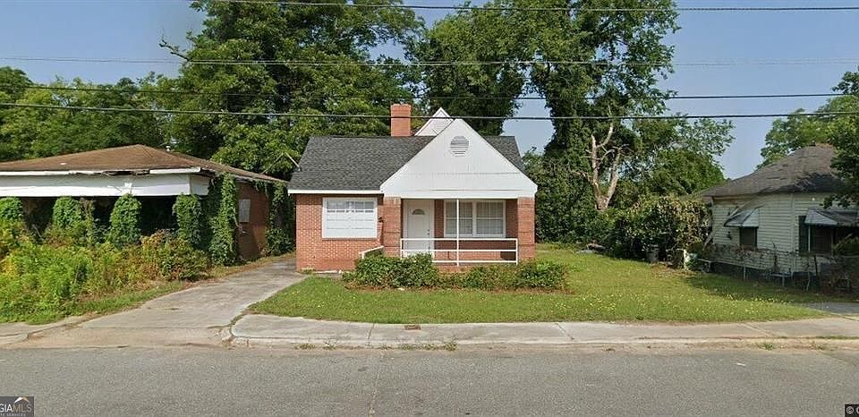 1st image of 768 Maynard St