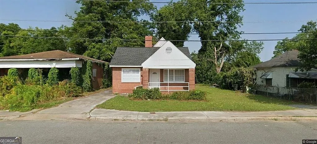 768 Maynard St photo 1