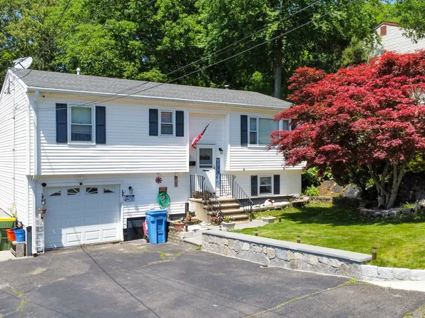 23 Oliver Avenue, Waterbury, CT 06705