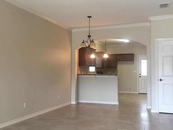 4th image of 1603 Stanley Dr #100