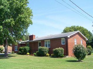 534 Meadowbrook Dr, McMinnville, TN 37110