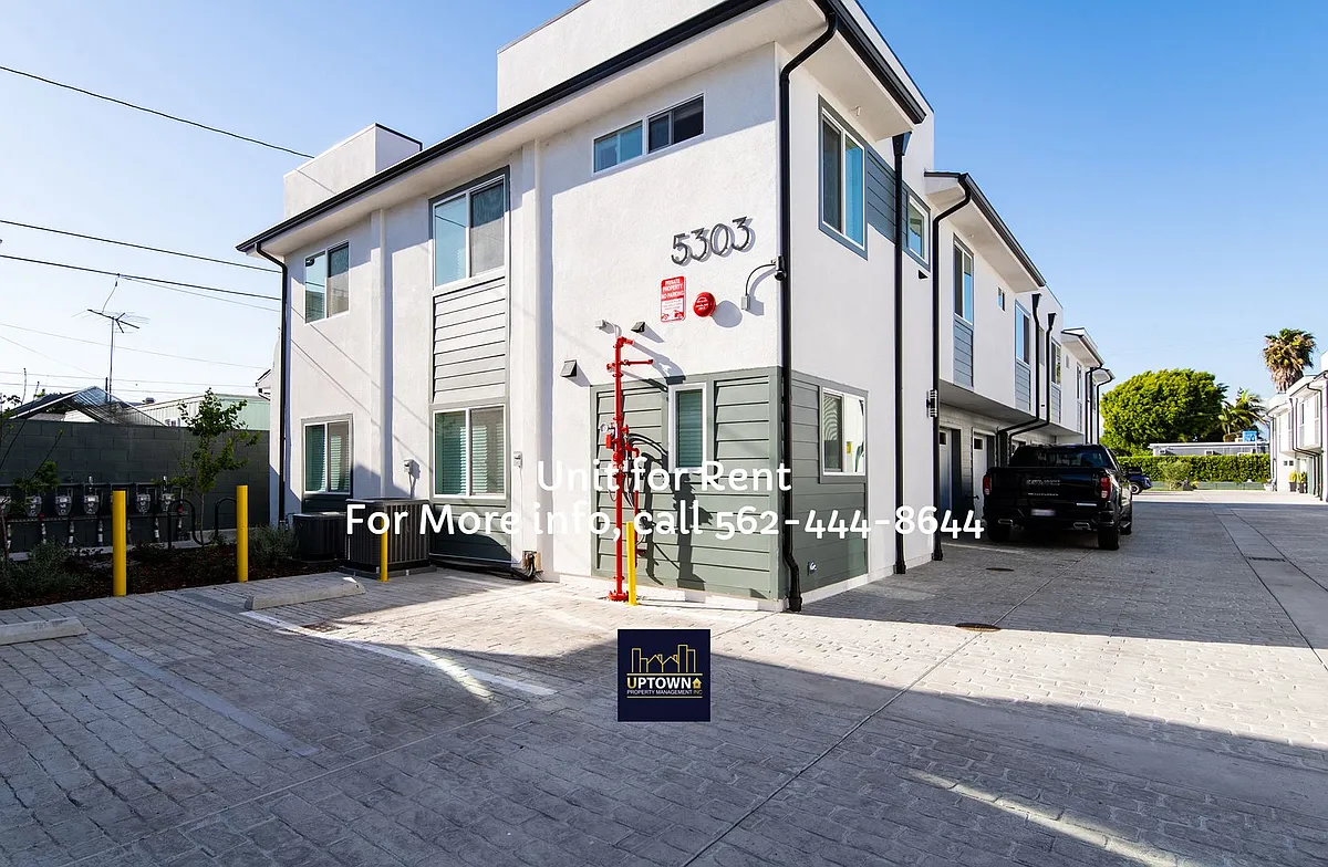 Building Photo - 5303 Live Oak St #A