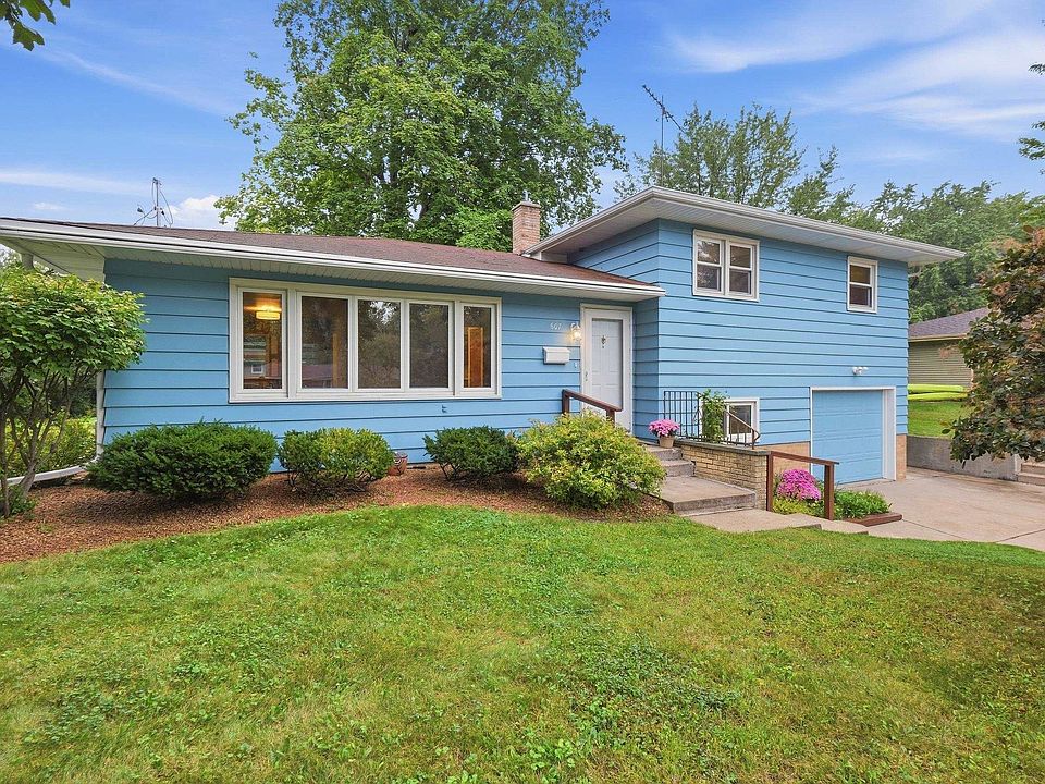 1st image of 607 Hillcrest Dr
