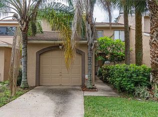 6230 Peregrine Ct, Orlando, FL 32819