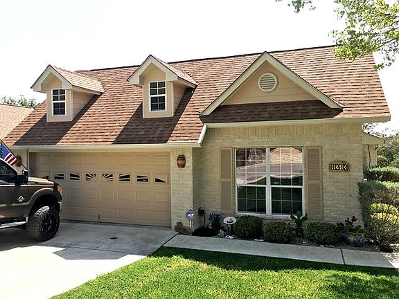 4th image of 1213 Victory Ln