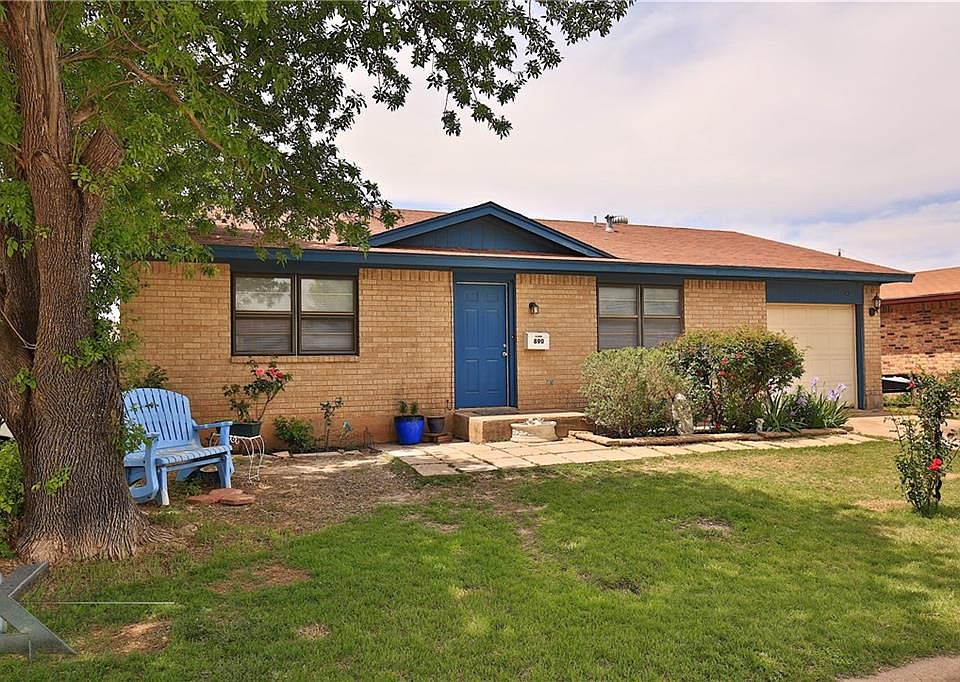 1st image of 890 Presidio Dr