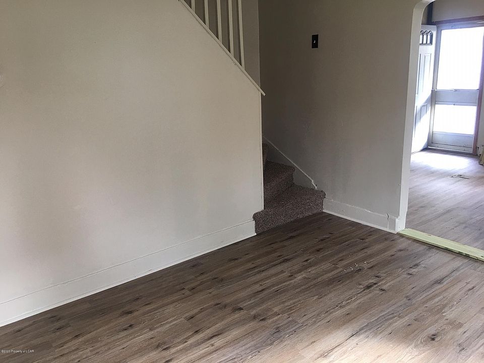 2nd image of 23 Dodson Ln