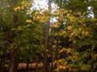 Stone Chair Trl, Greentown, PA 18426