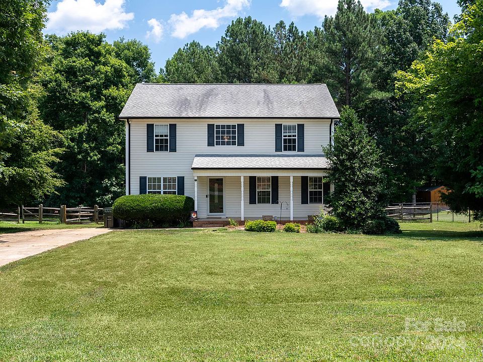 1st image of 5112 Sawbill Ln
