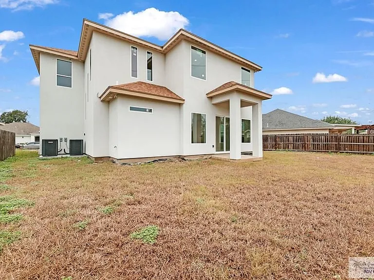 3330 Calle Bolivia — Photo 21