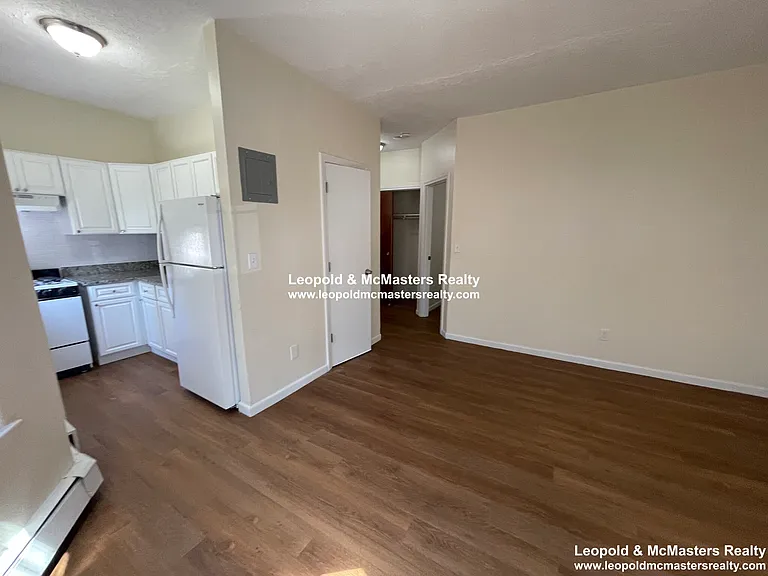 South Huntington Apartments — Photo 42