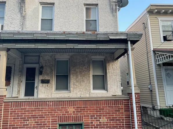 4515 Melrose St, Philadelphia, PA 19124