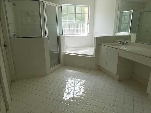 4th image of 6958 NW 116th Ct #6958