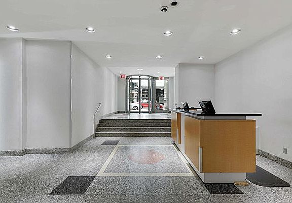 5th image of 330 W 58th St APT 7M