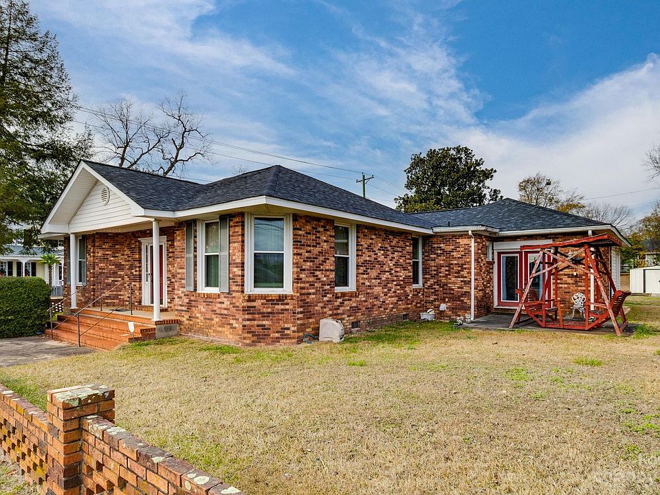 116 W Moultrie St, Winnsboro, SC 29180 | Zillow