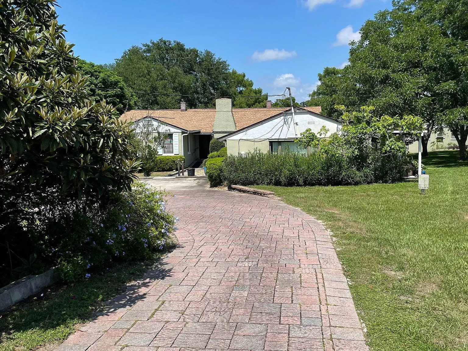 2123 University Blvd S — Photo 1