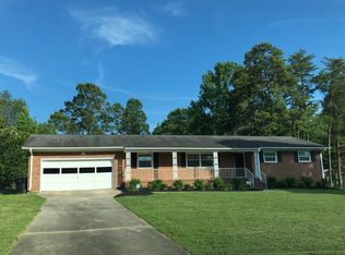 424 Overman Dr, Burlington, NC 27215