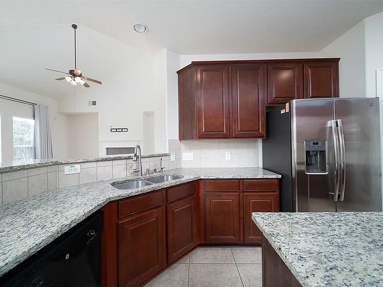 12802 Flat Creek Dr — Photo 10