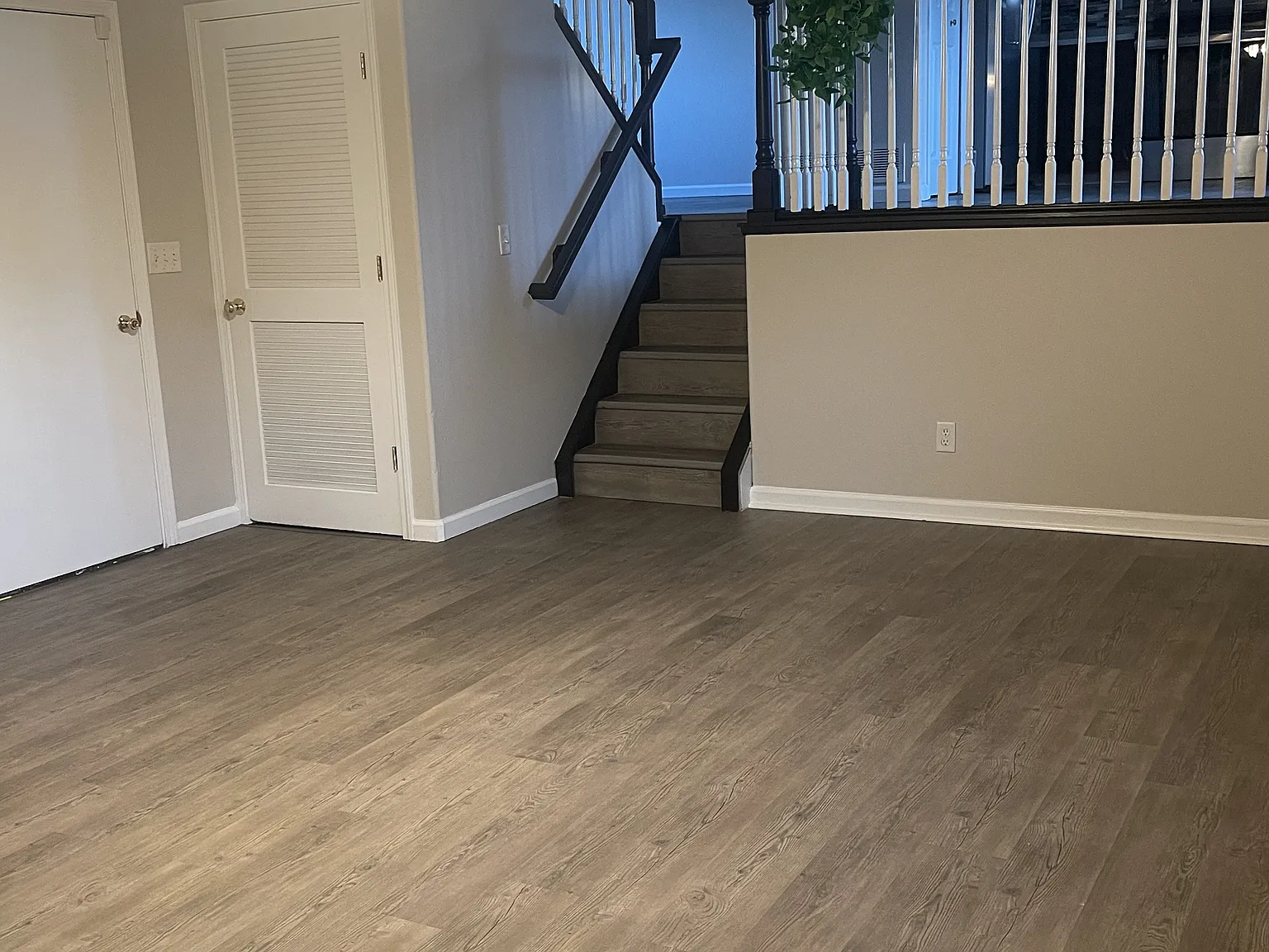 4 bed, 2717 sqft, $2,800 — Photo 4