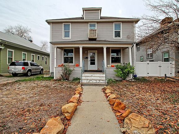 2nd image of 915 Grand Ave