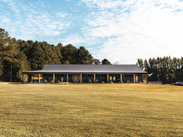 220 Front St, Toone, TN 38381