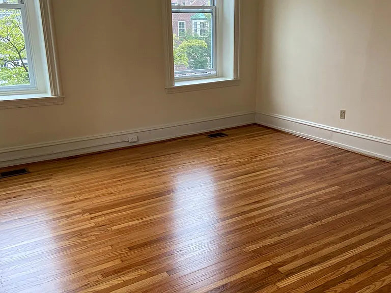 426 W Chelten Ave #2F — Photo 11