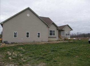 5896 Colf Rd, Carleton, MI 48117