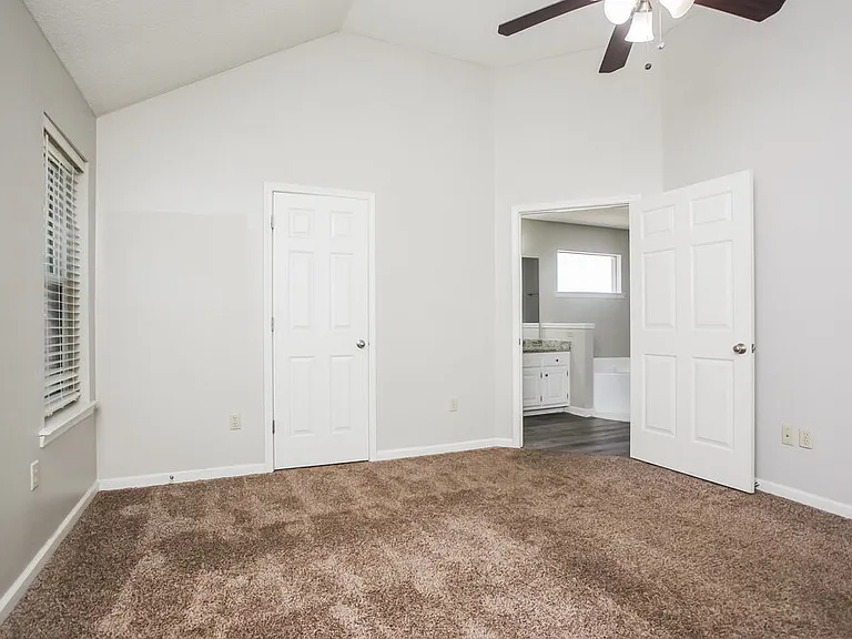 5822 Michaelson Dr — Photo 8