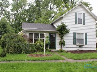 1018 Schultz St, Defiance, OH 43512