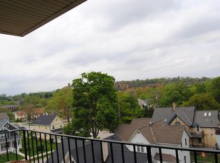 315 N West Ave UNIT 604, Waukesha, WI 53186