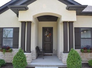 3306 Timber Run Dr, Columbia, MO 65203