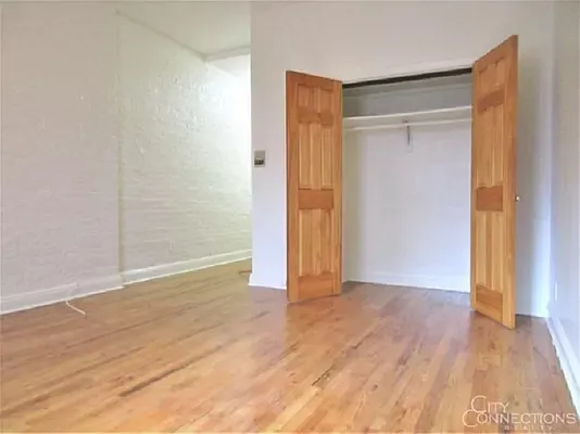 Rented by City Connections Realty | media 18