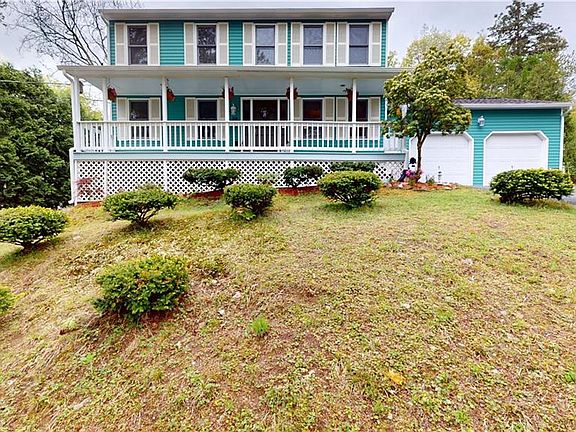 5th image of 22 Ridgewood Dr