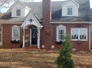 3700 Smitherman Rd, East Bend, NC 27018