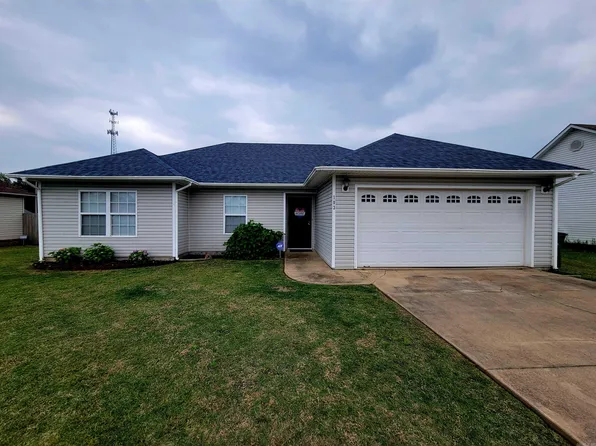 103 Lake Ct, Beebe, AR 72012