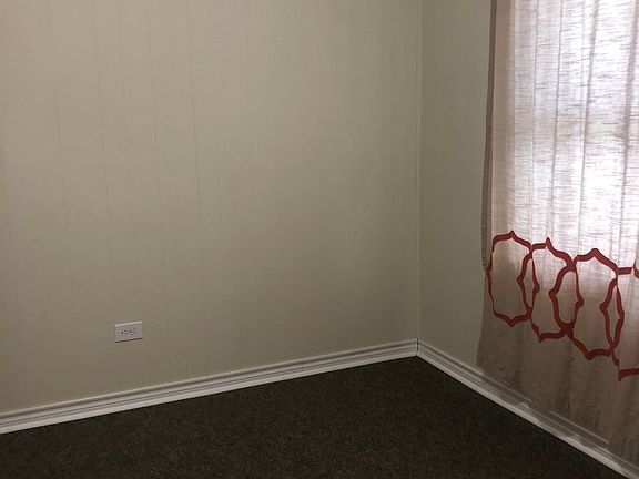 3rd image of 308 Westview Dr