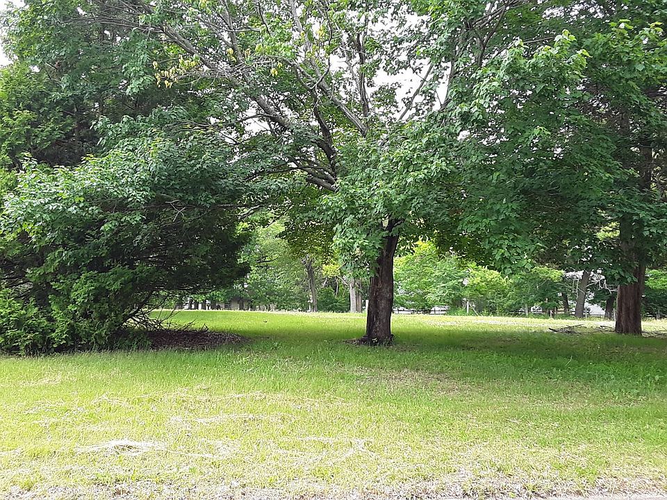 1st image of 3XX 3rd St NW