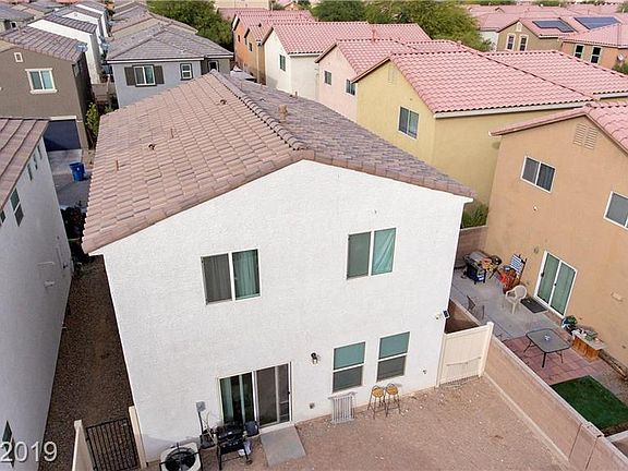 3rd image of 3695 Via Mariposa Ave