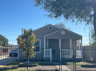 2614 Cleo St, Corpus Christi, TX 78405