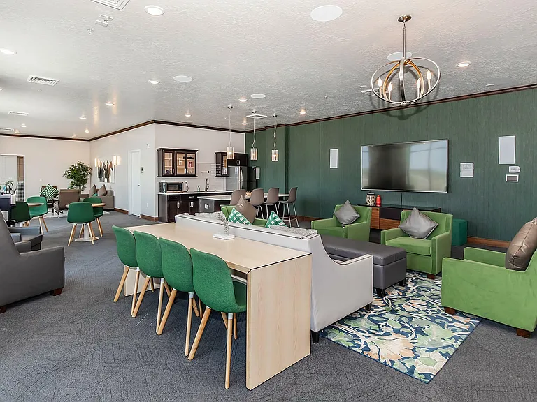 Clubhouse 1