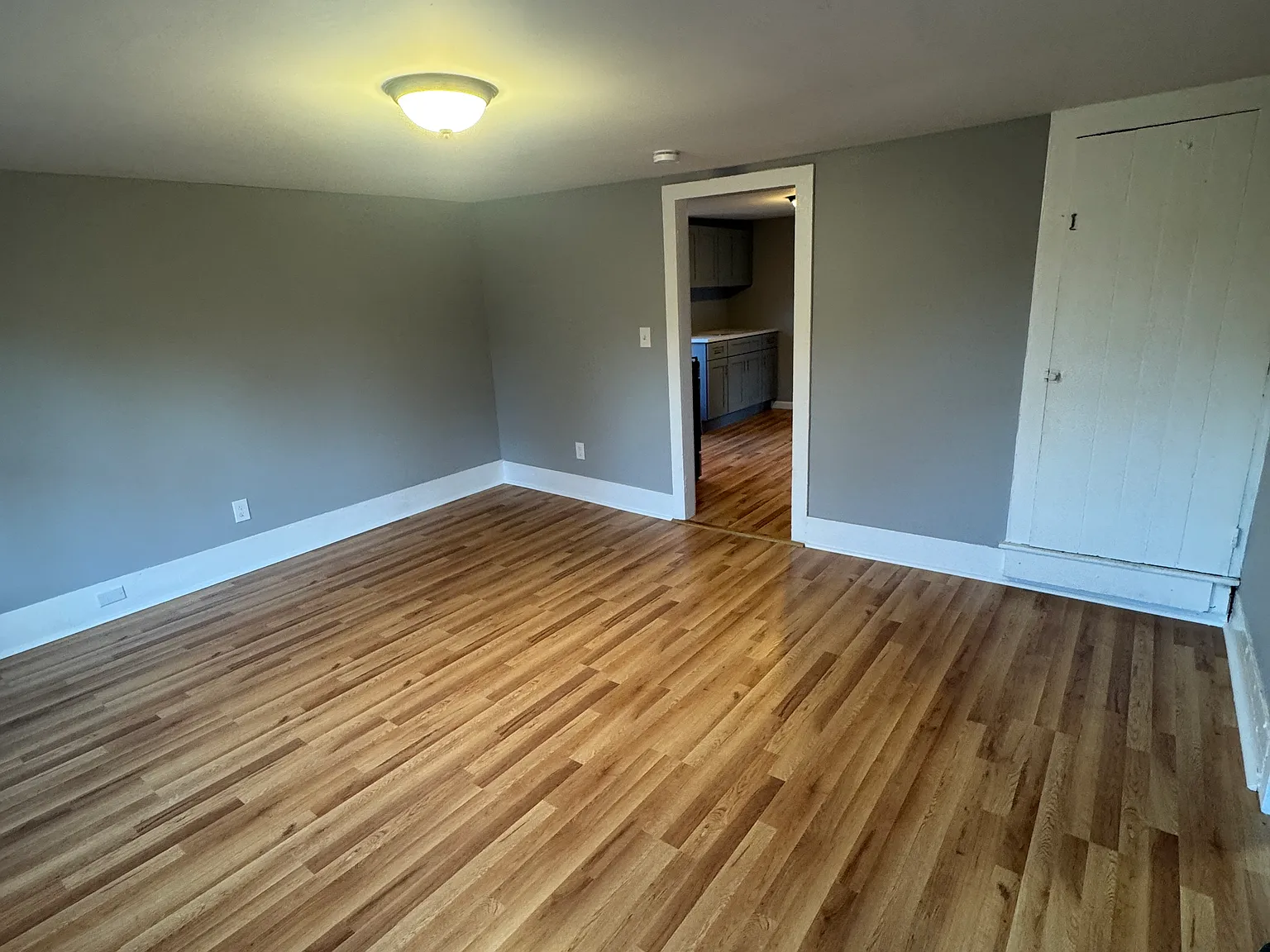 27 Elizabeth St — Photo 2